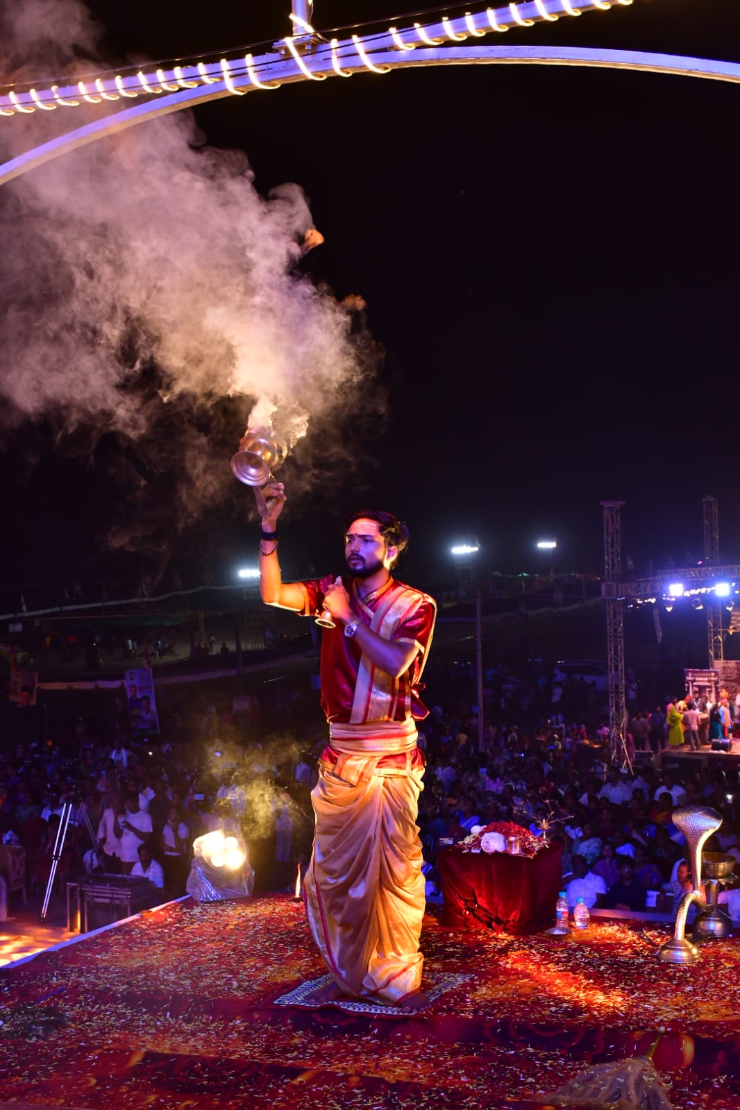 Evening aarti flames